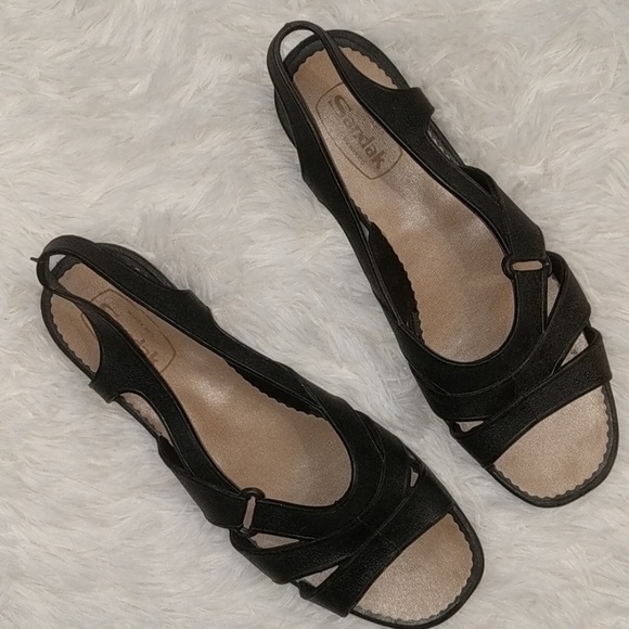 SANDAK Black Waterproof Sandals - Picture 1 of 8